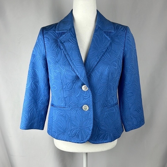 Talbots Jackets & Blazers - Talbots Blue Floral Embroidered Embossed
Print Blazer